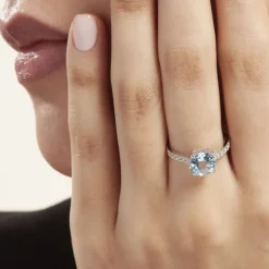 Histoire d'Or Bague Or Blanc Terese Topaze Oxydes De Zirconium