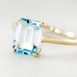 Histoire d'Or Bague Or Jaune Faraj Topaze