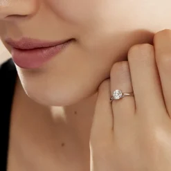 Bague Solitaire Fiona Or Blanc Diamant Synthetique-Histoire d'Or