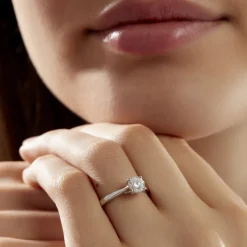 Bague Solitaire Fiona Or Blanc Diamant Synthetique-Histoire d'Or