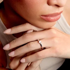 Histoire d'Or Bague Solitaire Iris