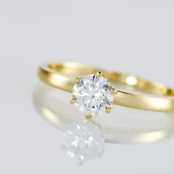 Histoire d'Or Bague Solitaire Or Jaune Diamant Synthetique