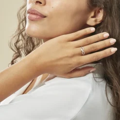 Histoire d'Or Bague Vaguelette