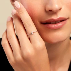 Histoire d'Or Bague Vrille Accompagnee