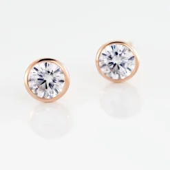 Histoire d'Or Boucles D'oreilles Puces Daria Serti Clos Or Rose Oxyde De Zirconium