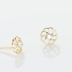 Boucles D'oreilles Puces Eleanor Fleur Or Jaune Oxyde De Zirconium-Histoire d'Or