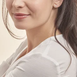 Boucles D'oreilles Puces Eleanor Fleur Or Jaune Oxyde De Zirconium-Histoire d'Or Best