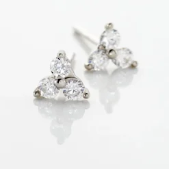 Boucles D'oreilles Puces Eleanor Fleur Or Blanc Oxyde De Zirconium-Histoire d'Or Best