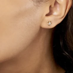 Boucles D'oreilles Puces Eleanor Fleur Or Jaune Oxyde De Zirconium-Histoire d'Or Clearance