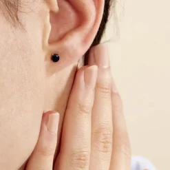 Histoire d'Or Boucles D'oreilles Puces Elea Serti Griffe Or Jaune Saphir