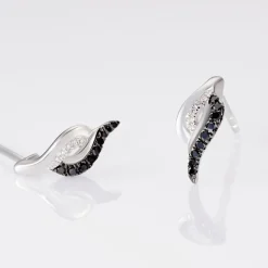 Boucles D'oreilles Puces Sculptural Or Blanc Diamant-Histoire d'Or Sale