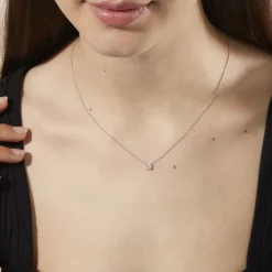 Histoire d'Or Collier Aphrodite Or Blanc Diamant Synthetique