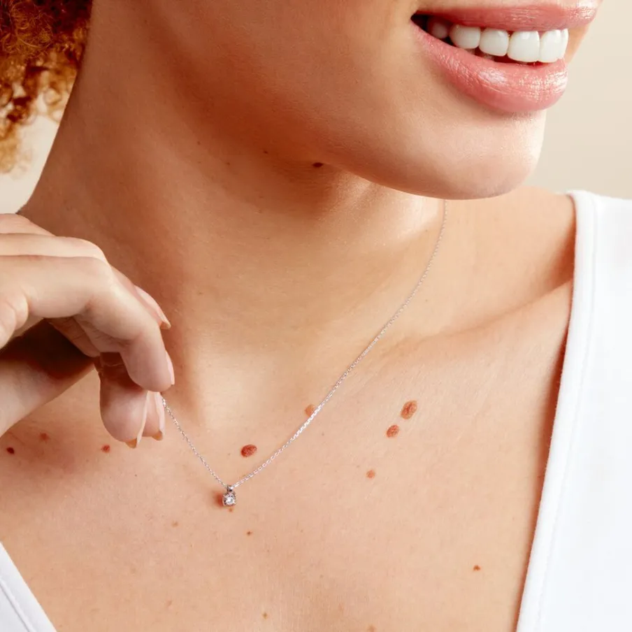 Histoire d'Or Collier Diamotion