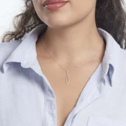 Histoire d'Or Collier Or Blanc Peregrina Diamants