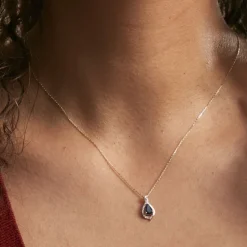 Histoire d'Or Collier Or Jaune Angelika Saphir