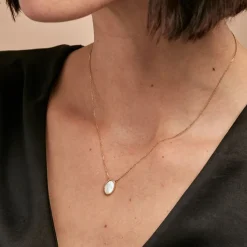 Histoire d'Or Collier Pernia Or Jaune Nacre