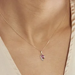 Histoire d'Or Collier Sagesse Or Jaune Rubis Et Diamant