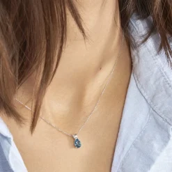 Histoire d'Or Collier Teresa Or Blanc Topaze Et Diamant