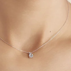 Histoire d'Or Collier Teresa Or Blanc Topaze Et Diamant