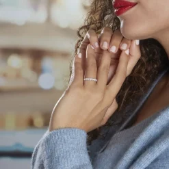 Histoire d'Or Demi-alliance Or Blanc  Eloisa Diamant Synthetique