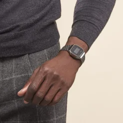 CASIO COLLECTION Montre Vintage Noir