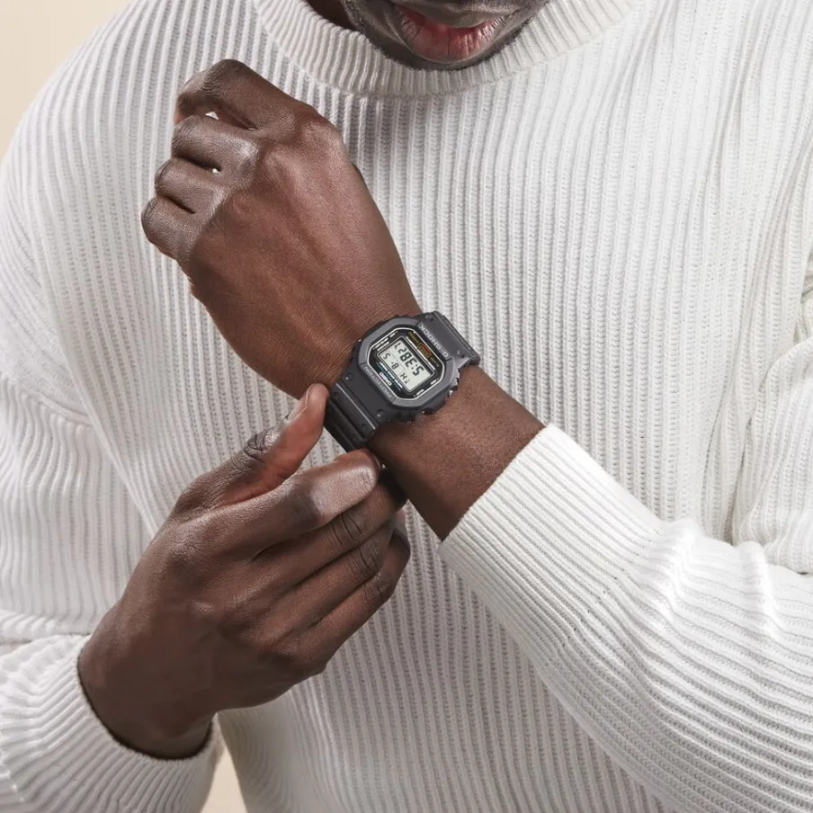 CASIO G-SHOCK Montre Black & White Gris