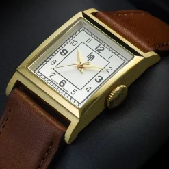 LIP Montre Churchill C18 Argenté