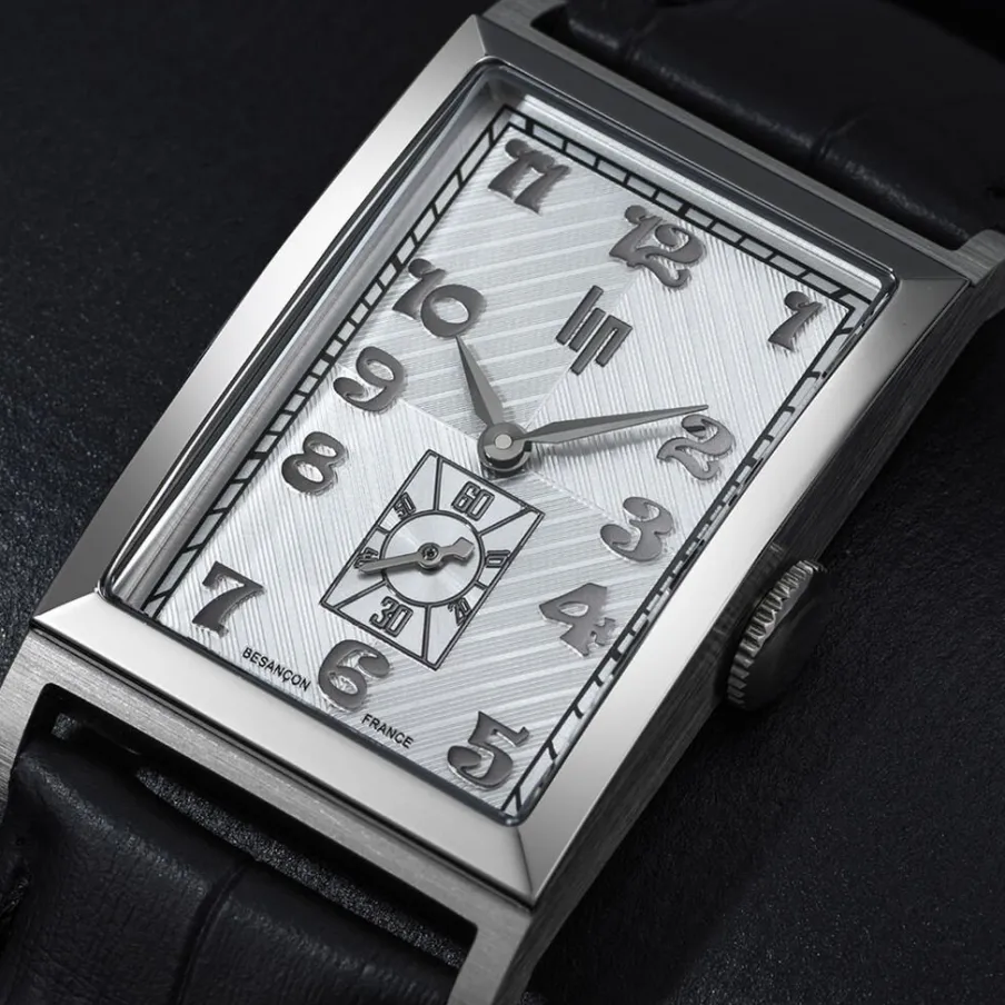 LIP Montre Churchill T24 Argenté