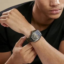 MONTIGNAC Montre Tonneau Noir