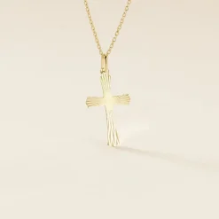 Pendentif Benny Croix Ciselee Or Jaune-Histoire d'Or Online